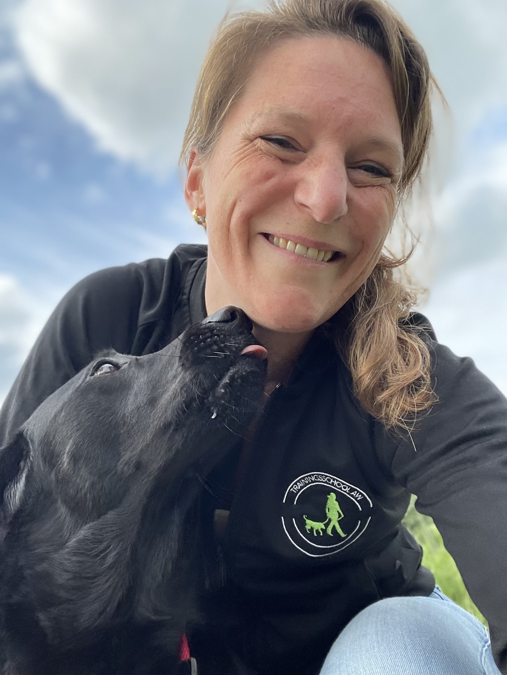 Hondentrainer Marlieke Rijnders van Trainingsschool AW Utrecht met haar hond